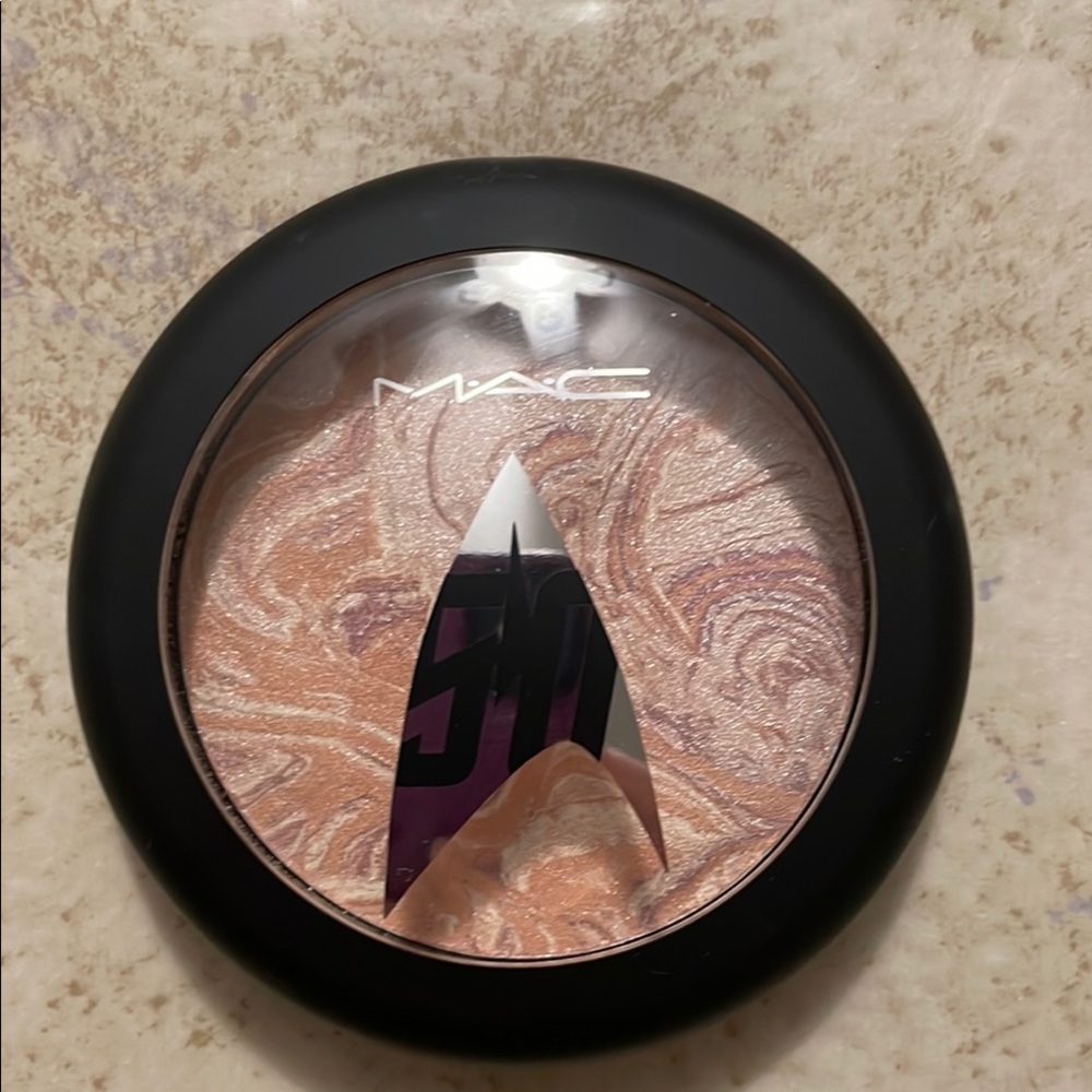 MAC Cosmetics Highlighter - Swirled Pink and Gold